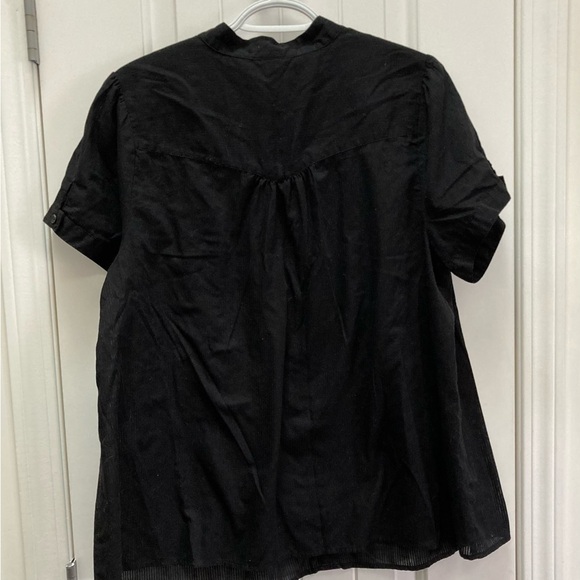 Lane Bryant Size 14/16 Black Blouse V Neckline, Short Sleeve, Button Down - Picture 5 of 6